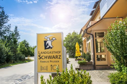 Eingangsbereich | Landgasthof Schwarz, Veitsaurach H7 in 91575 Windsbach